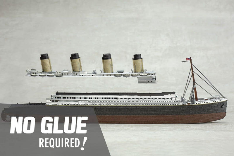 Metal Earth ICONX Premium Series - RMS Titanic Ship 1:928 Scale