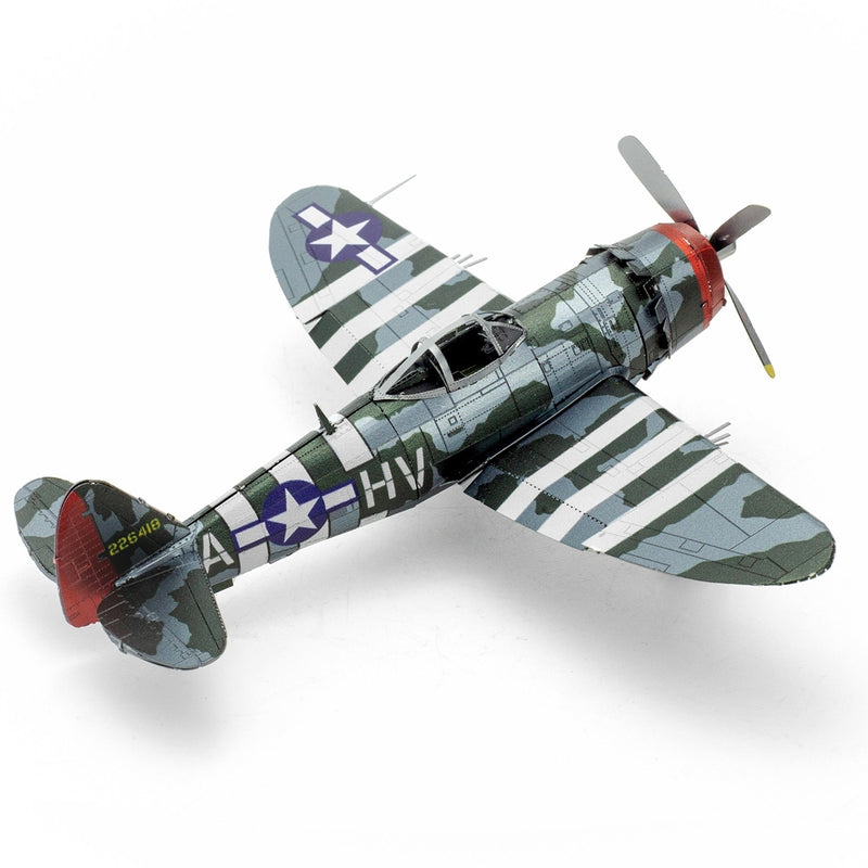 Metal Earth - P-47 Thunderbolt 1:94 Scale WWII Fighter Aircraft