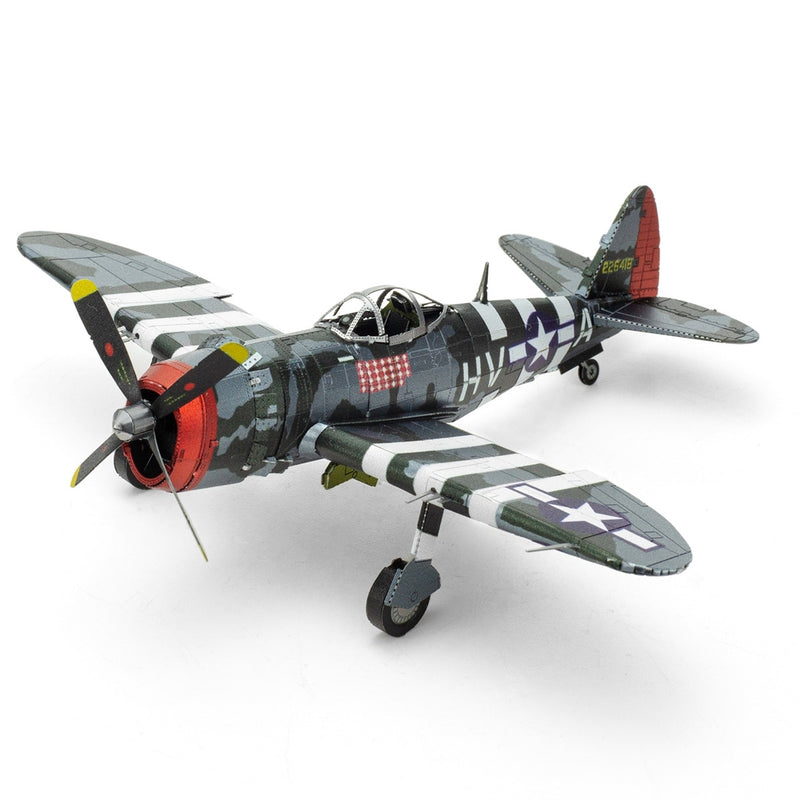 Metal Earth - P-47 Thunderbolt 1:94 Scale WWII Fighter Aircraft